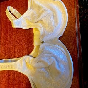 Breezies Seamless Underwire Bra